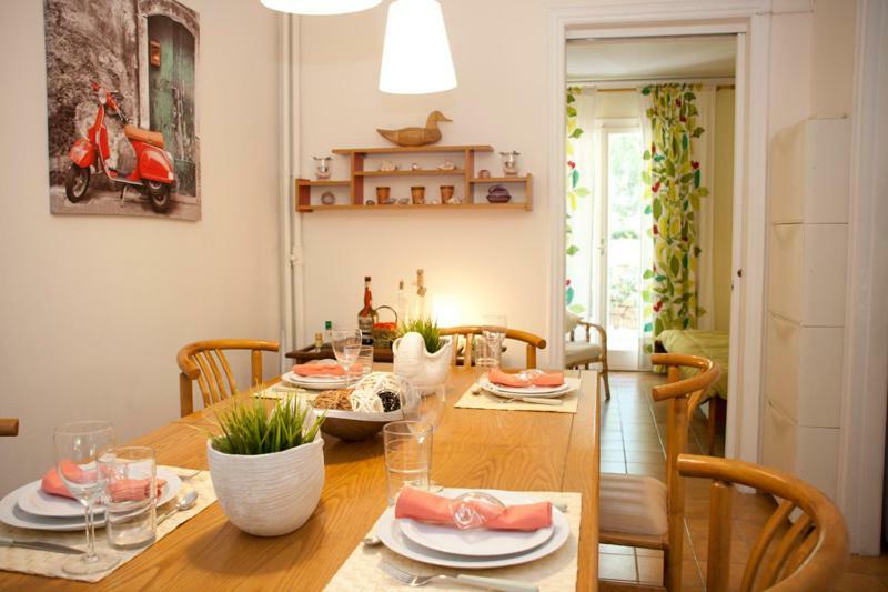 Comfortable Garden Apt Near Vouliagmeni Beach Ateny Zewnętrze zdjęcie